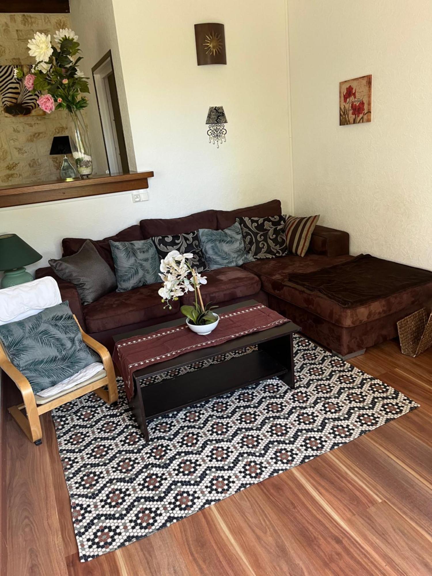 Charmant Logement Entier A La Campagne Sencenac-Puy-de-Fourches Buitenkant foto